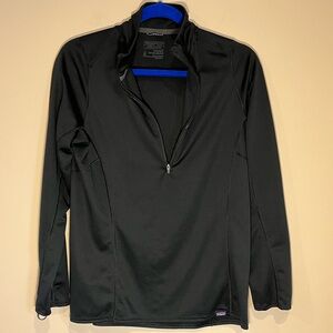 Patagonia Black Lightweight Half-Zip Jacket size M